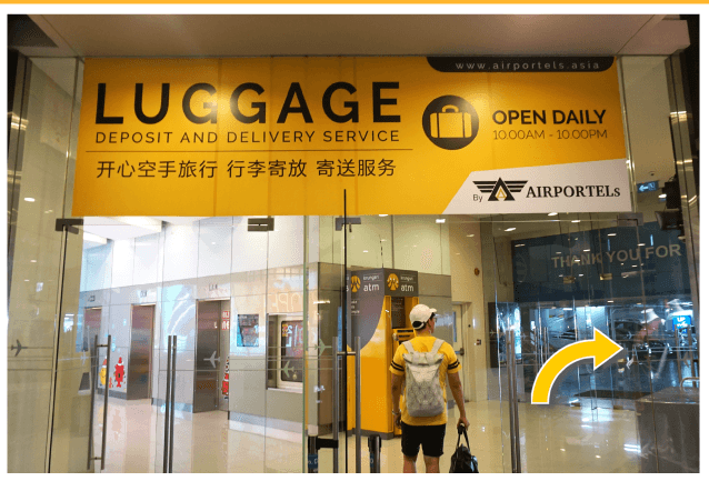 LOCKR luggage deposit storefront and sign at Terminal 21 Asok
